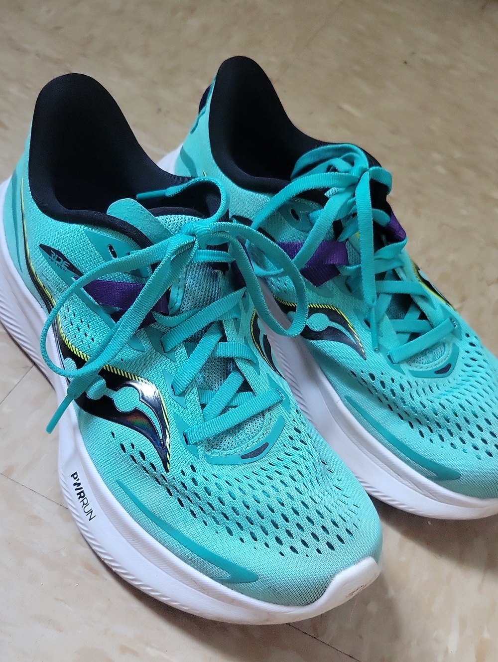Saucony Ride15 Sneakers